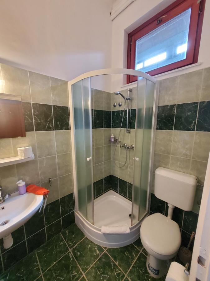 Liget Ueduelo Siofok Bed and Breakfast Eksteriør billede