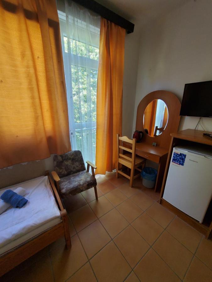 Liget Ueduelo Siofok Bed and Breakfast Eksteriør billede