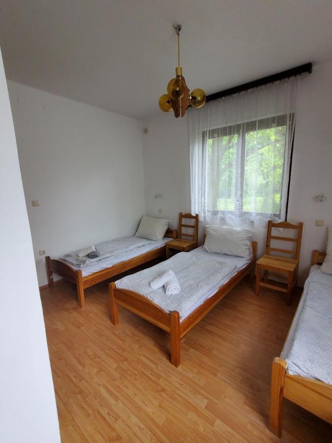 Liget Ueduelo Siofok Bed and Breakfast Eksteriør billede