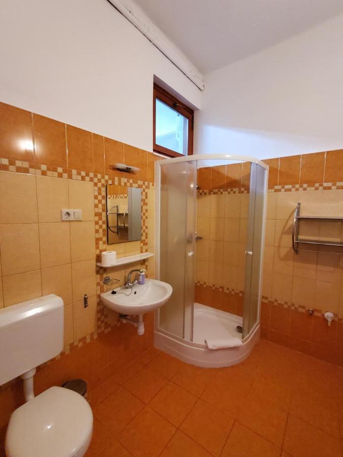 Liget Ueduelo Siofok Bed and Breakfast Eksteriør billede